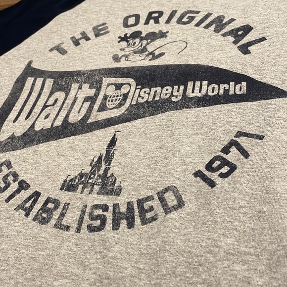 Unisex Walt Disney World raglan sleeve tee - Picture 3 of 5